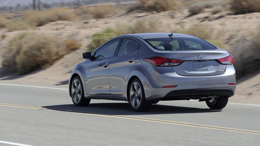 Hyundai Elantra Limited 2014 года  (US) (фото 4 из 27)
